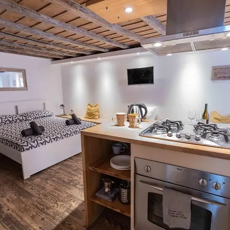 Apartment Biscione Loft Rome